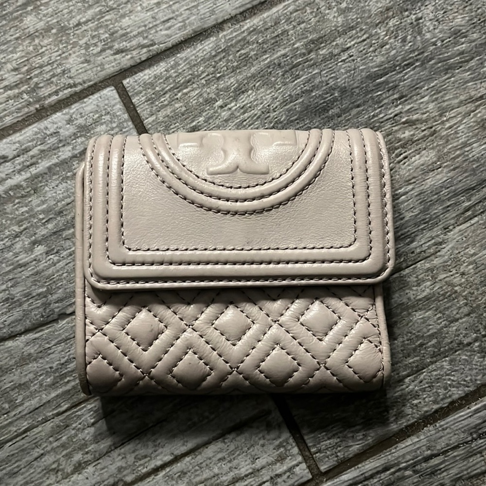 Tory Burch wallet